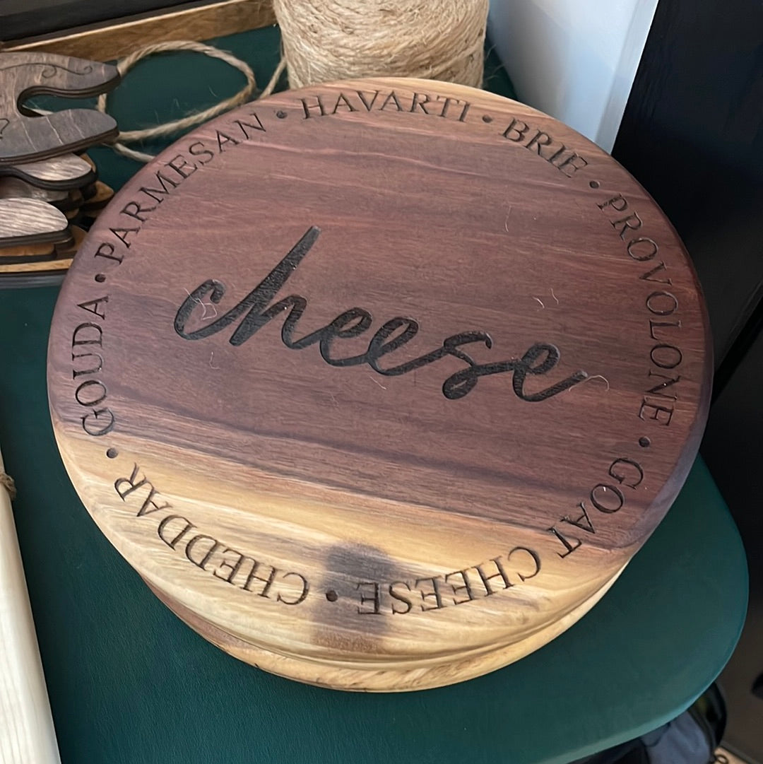 Round cheese board
